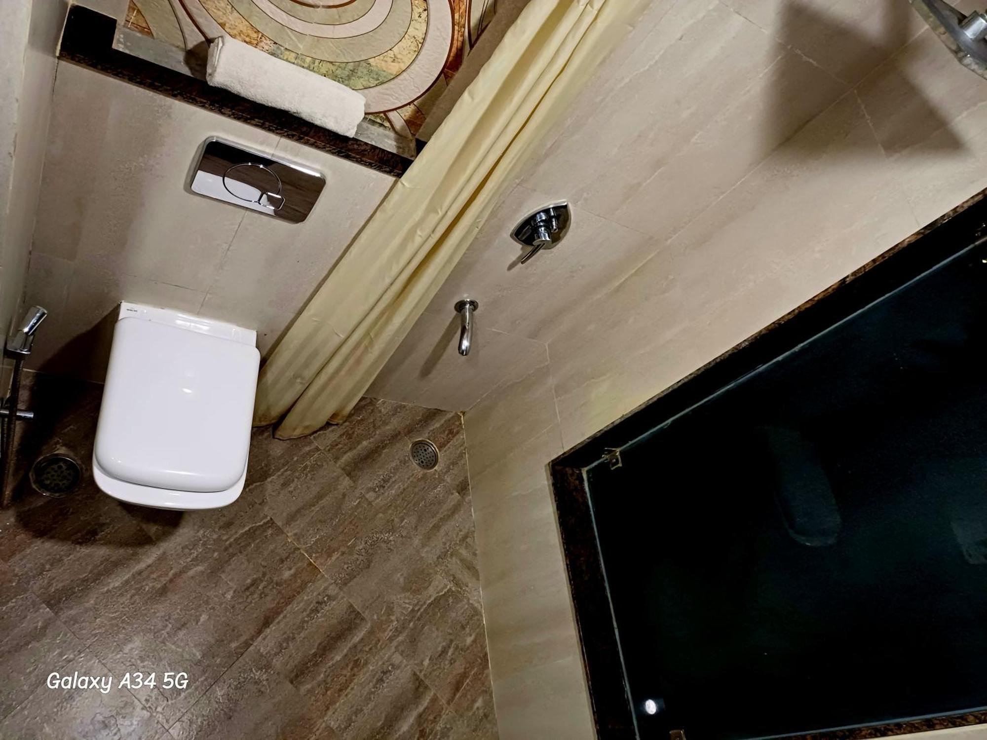 Hotel Suncity Plaza, Sitapura, Džajpur Exteriér fotografie